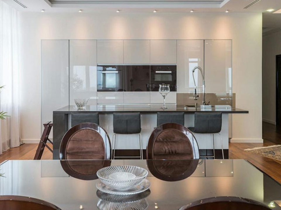Are Utility Rebates Changing How Buyers Choose LED Fixtures