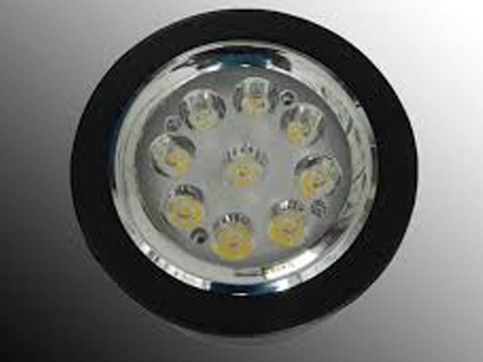 How to Choose the Right Constant Current Driver for LED Fixtures