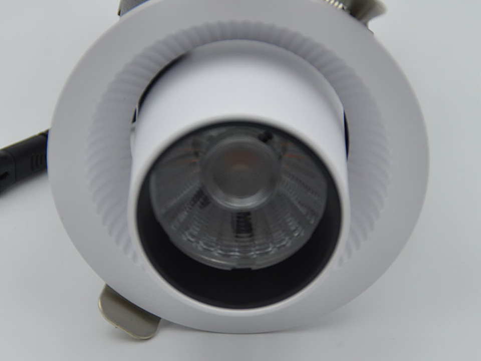 Power Factor and THD in LED Retrofits