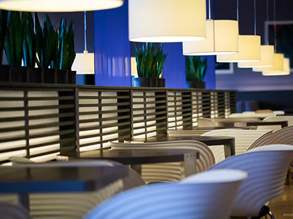 How 0-10V Dimming Really Works in Commercial LED Lighting 1 How 0-10V Dimming Really Works in Commercial LED Lighting