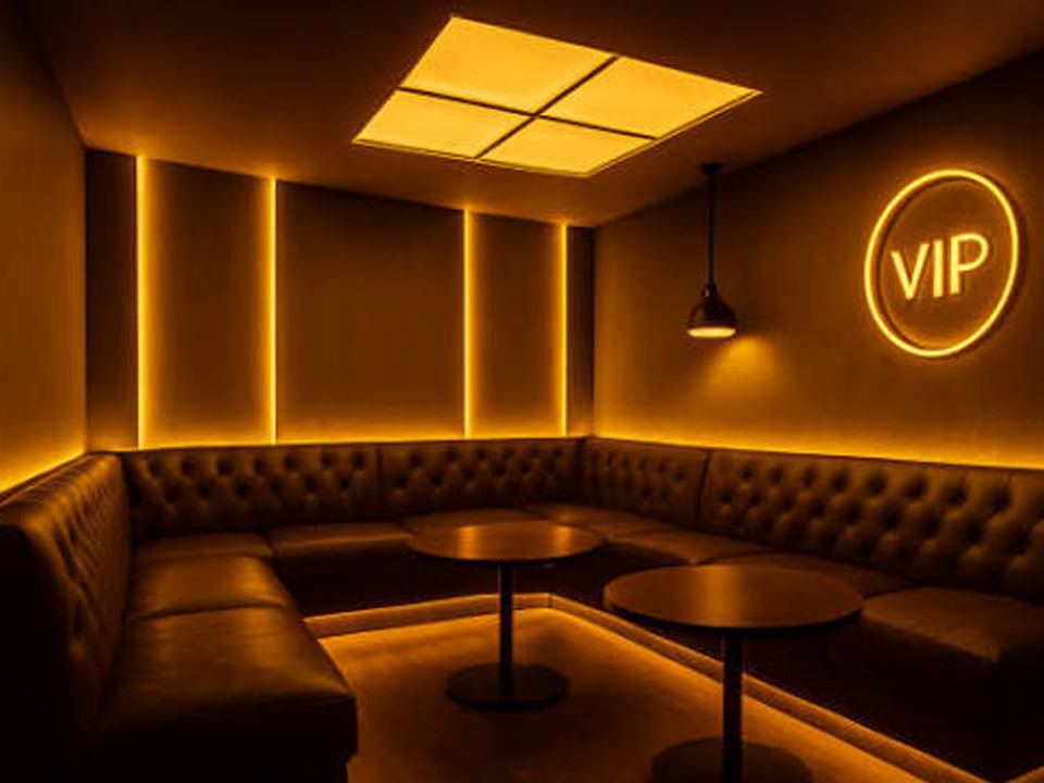 Bar and Lounge Lighting with DMX Without Unnecessary Complexity